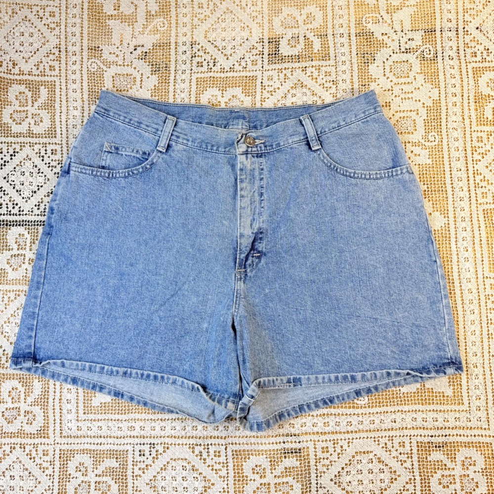Vtg Riders by Lee light wash high waisted denim shorts sz 16 90s Butter Mom